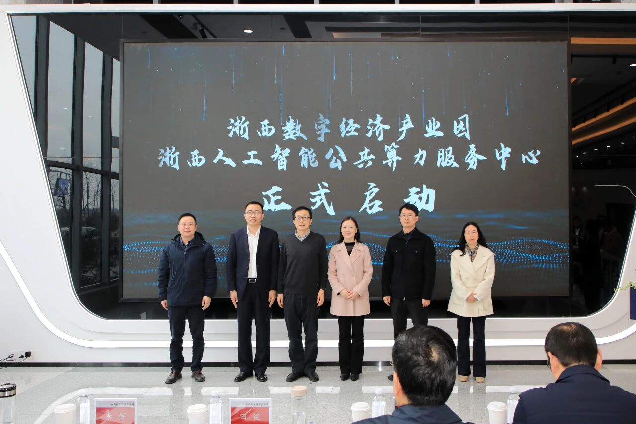 1763017368.jpg 4.jpg